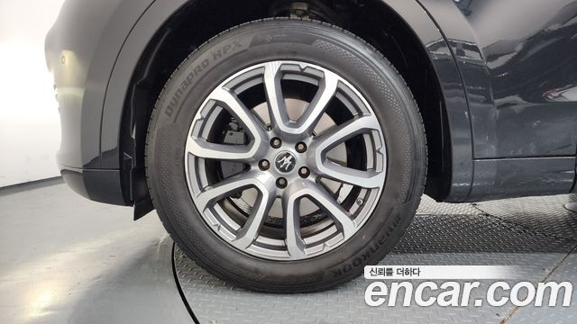Maserati Levante из Кореи Encar