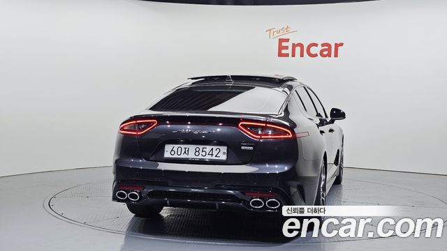Kia Stinger из Кореи Encar