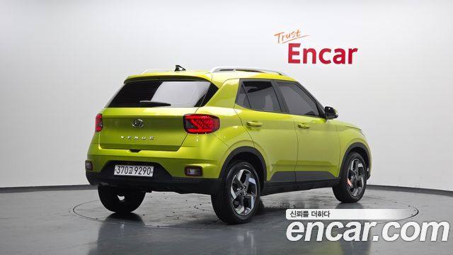 Hyundai Venue из Кореи Encar