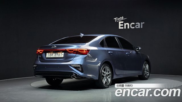 Kia K3 из Кореи Encar
