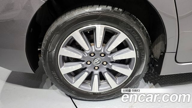 Toyota Sienna 3.5 AWD — пробег 50 575 км — фото 5 из 5