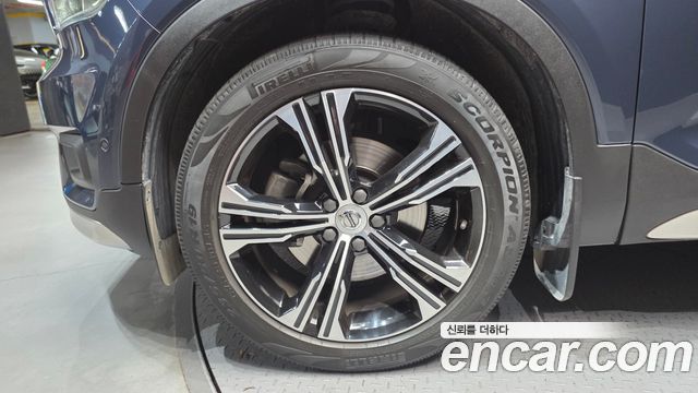 Volvo XC40 из Кореи Encar