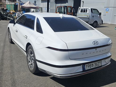 Hyundai Grandeur Exclusive — пробег 32 000 км — фото 4 из 5