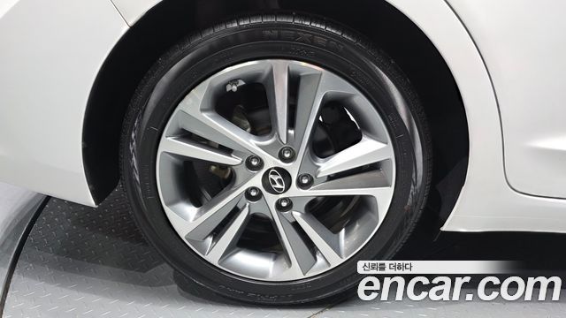 Hyundai AVANTE 1.6 GDI Value Plus — пробег 12 121 км — фото 5 из 5