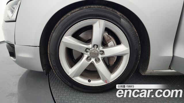 Audi A8 из Кореи Encar