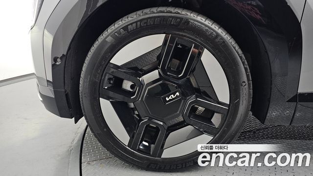 Kia EV9 из Кореи Encar