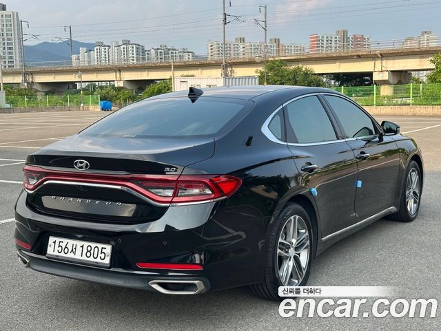 Hyundai Grandeur 3.0 Modren Basic (Rental car) — пробег 87 500 км — фото 4 из 5