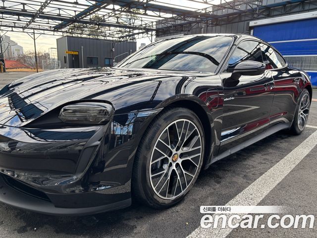 Porsche Taycan Base — пробег 47 200 км — фото 1 из 5