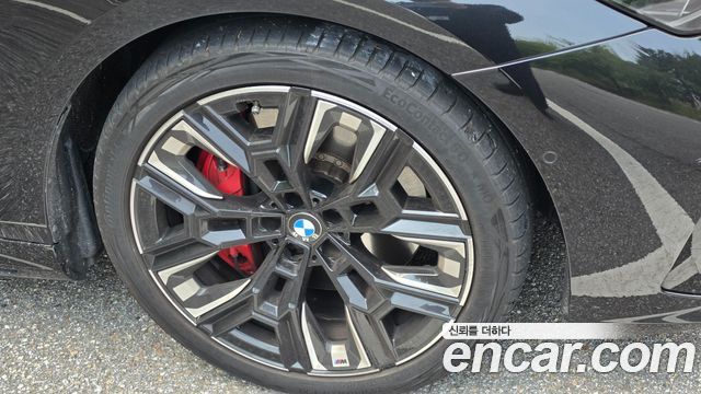 BMW i5 M60 xDrive — пробег 28 500 км — фото 4 из 5