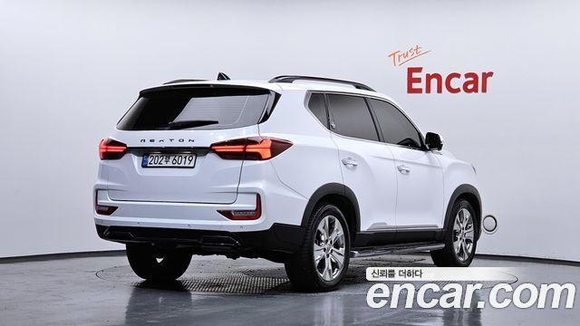 Ssangyong Rexton из Кореи Encar