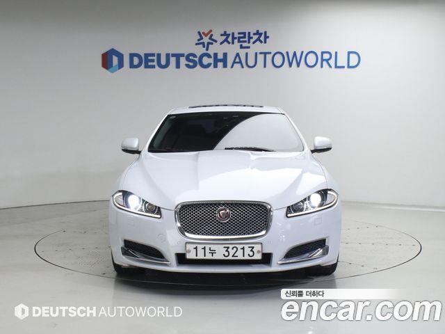 Jaguar XF 2.2D Luxury X250 — пробег 86 180 км — фото 3 из 5