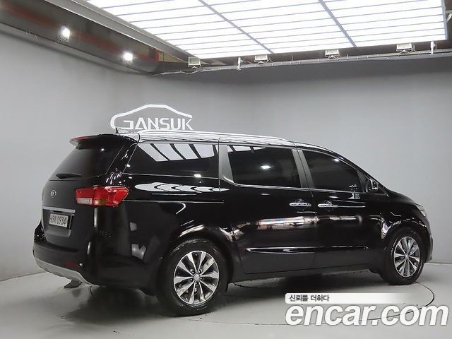 Kia Carnival из Кореи Encar
