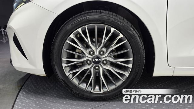 Kia K3 из Кореи Encar