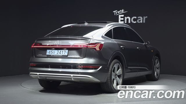 Audi e-tron из Кореи Encar
