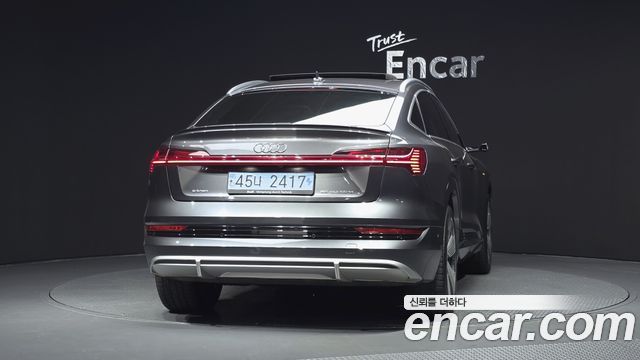 Audi e-tron из Кореи Encar