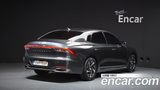 Hyundai Grandeur из Кореи Encar