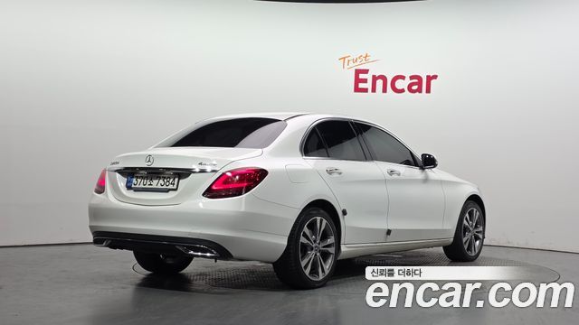Mercedes-Benz C-Class C220 d 4MATIC — пробег 83 003 км — фото 2 из 5