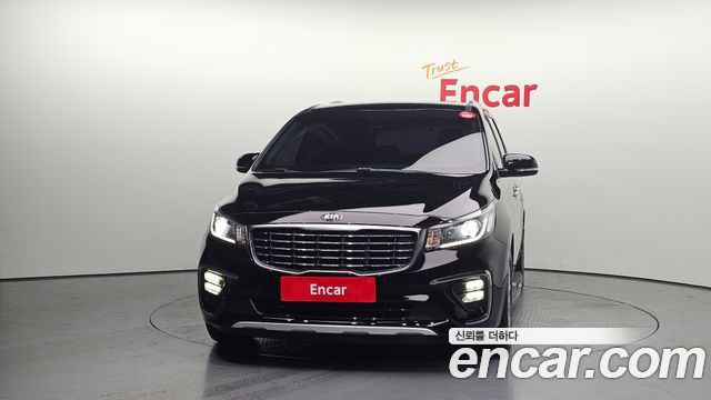 Kia Carnival из Кореи Encar