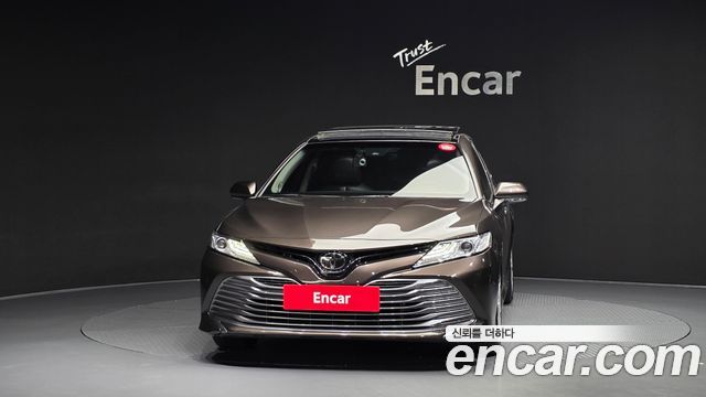 Toyota Camry 2.5 — пробег 76 645 км — фото 3 из 5