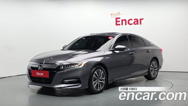Honda Accord 2.0 Hybrid Touring — пробег 79 863 км — фото 1 из 5