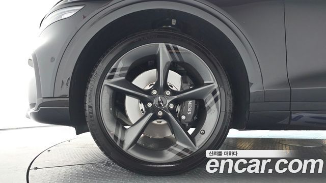 Genesis GV70 из Кореи Encar