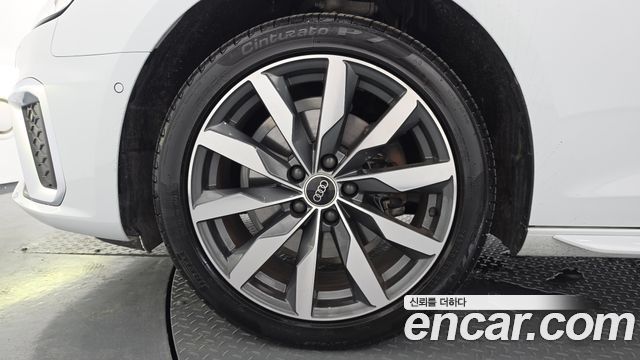 Audi A4 из Кореи Encar