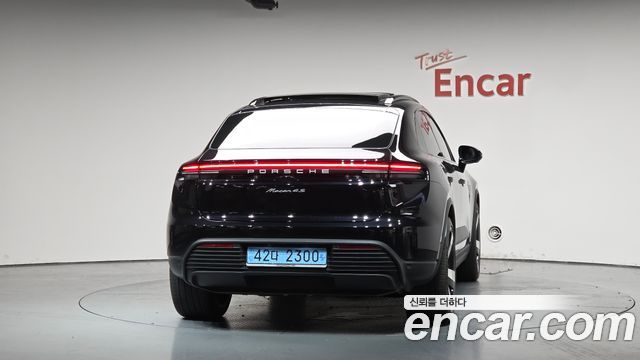 Porsche Macan из Кореи Encar