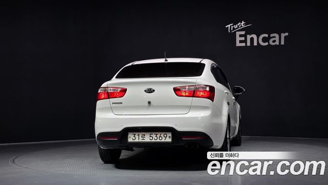Kia pride из Кореи Encar