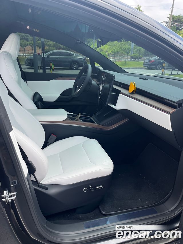 Tesla Model X из Кореи Encar