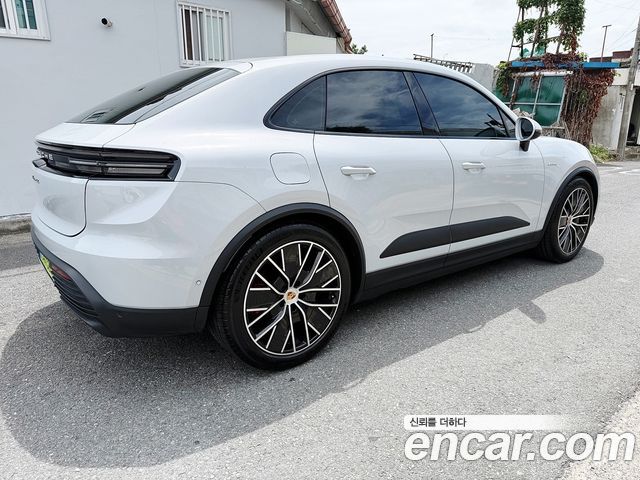 Porsche Macan из Кореи Encar