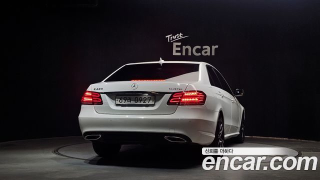 Mercedes-Benz E-Class из Кореи Encar