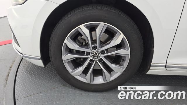 Volkswagen Passat из Кореи Encar