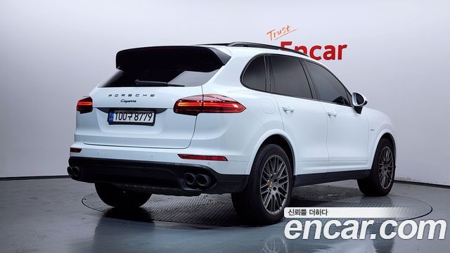 Porsche Cayenne 3.0 Diesel Platium Edition 958 — пробег 154 147 км — фото 2 из 5