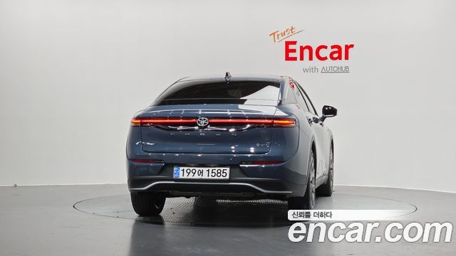Toyota Crown из Кореи Encar