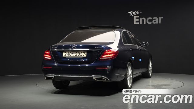 Mercedes-Benz E-Class из Кореи Encar