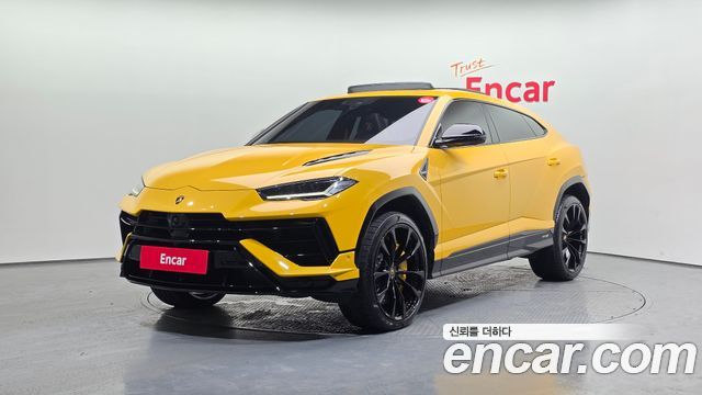 Lamborghini Urus из Кореи Encar
