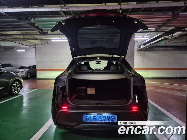 Tesla Model Y Long Range AWD — пробег 22 000 км — фото 2 из 5