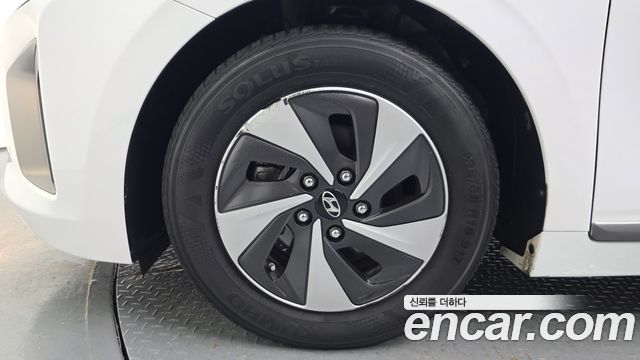 Hyundai Ioniq из Кореи Encar