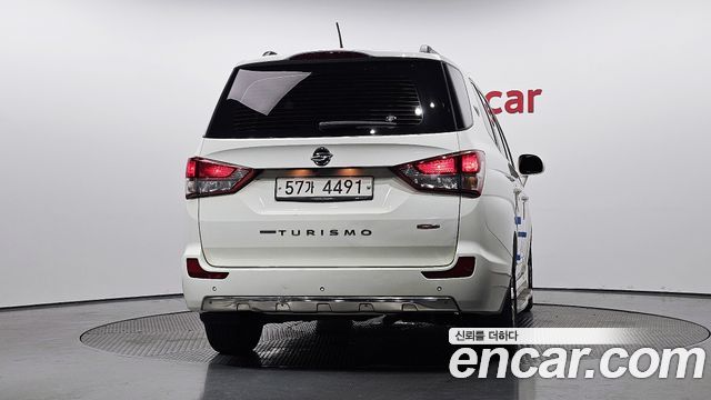 Ssangyong KORANDO 4WD Outdoor Edition 9-seater — пробег 108 797 км — фото 4 из 5