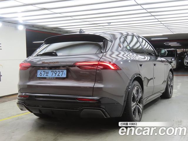Maserati Grecale из Кореи Encar