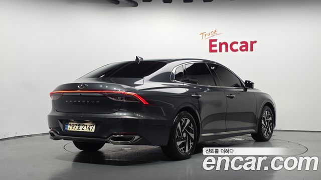 Hyundai Grandeur из Кореи Encar