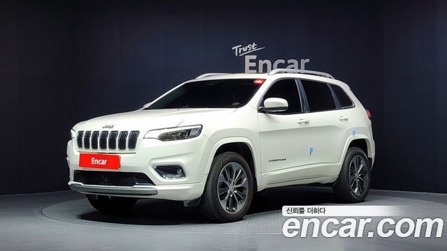 Jeep Cherokee 2.2 Diesel Overland 4WD — пробег 117 234 км — фото 1 из 5