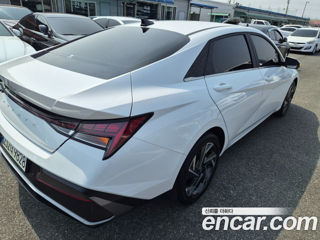 Hyundai AVANTE Inspiration — пробег 51 831 км — фото 5 из 5