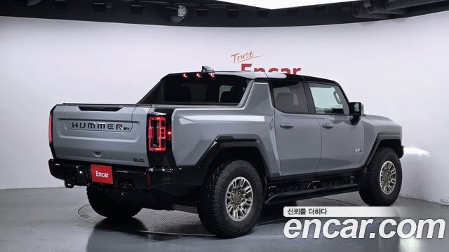 GMC Hummer EV e4WD — пробег 2 150 км — фото 2 из 5
