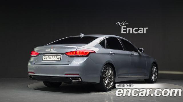 Hyundai Genesis из Кореи Encar