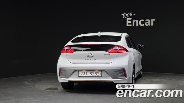 Hyundai Ioniq из Кореи Encar