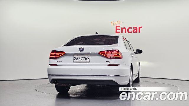 Volkswagen Passat из Кореи Encar