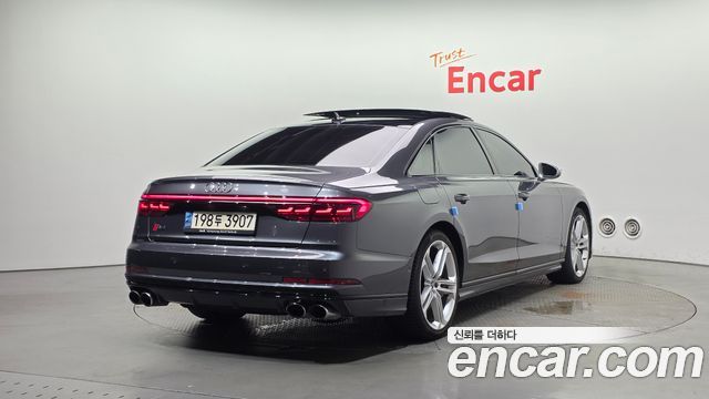 Audi S8 из Кореи Encar