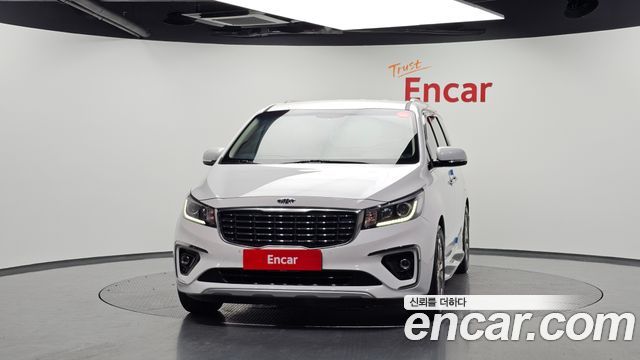 Kia Carnival из Кореи Encar