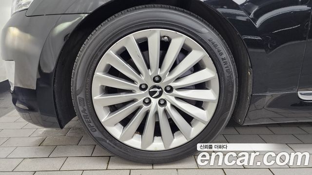 Hyundai Equus из Кореи Encar